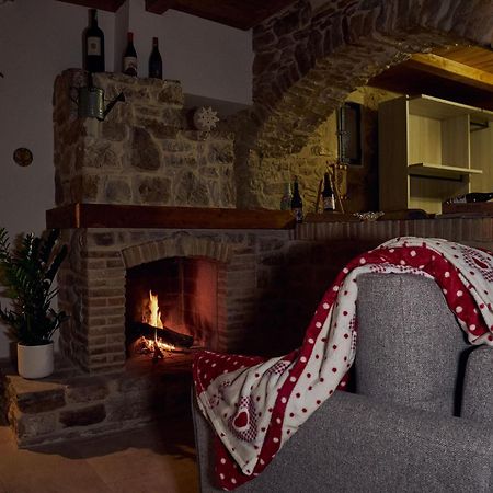 Pietra MontecorvinoIl Cortiletto Del Borgo住宿加早餐旅馆 外观 照片