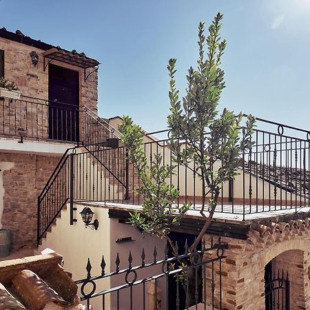 Pietra MontecorvinoIl Cortiletto Del Borgo住宿加早餐旅馆 外观 照片
