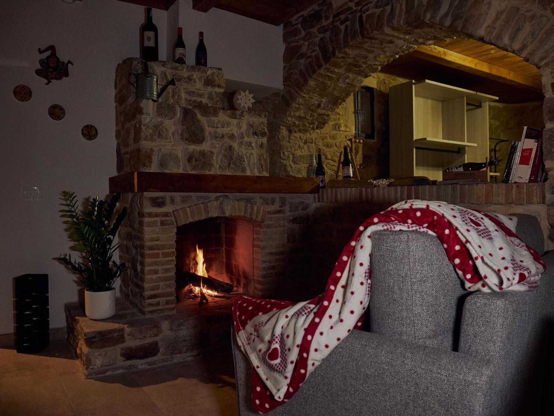 Pietra MontecorvinoIl Cortiletto Del Borgo住宿加早餐旅馆 外观 照片